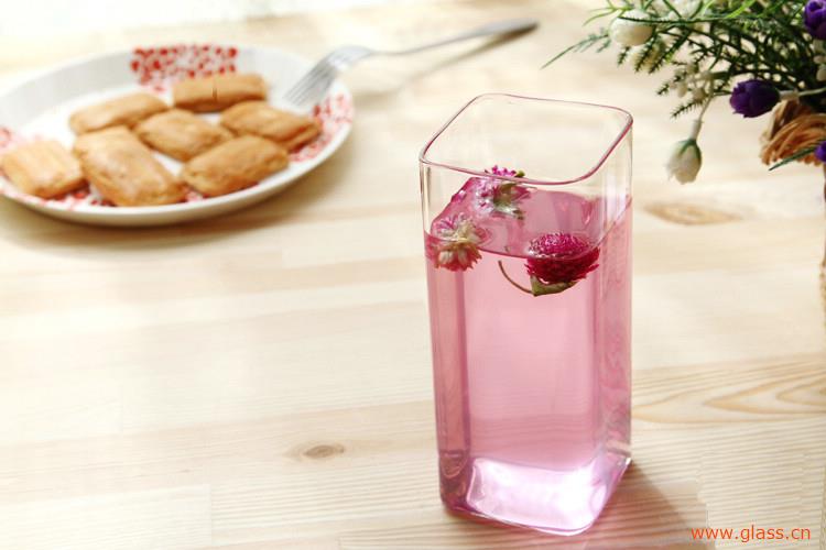 什么杯子喝水安全？教你识别耐高温的玻璃杯